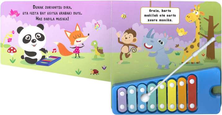 Pandak xilofonoa jotzen...