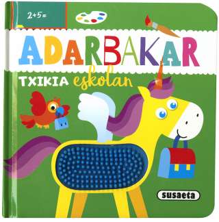 Adarbakar txikia eskolan
